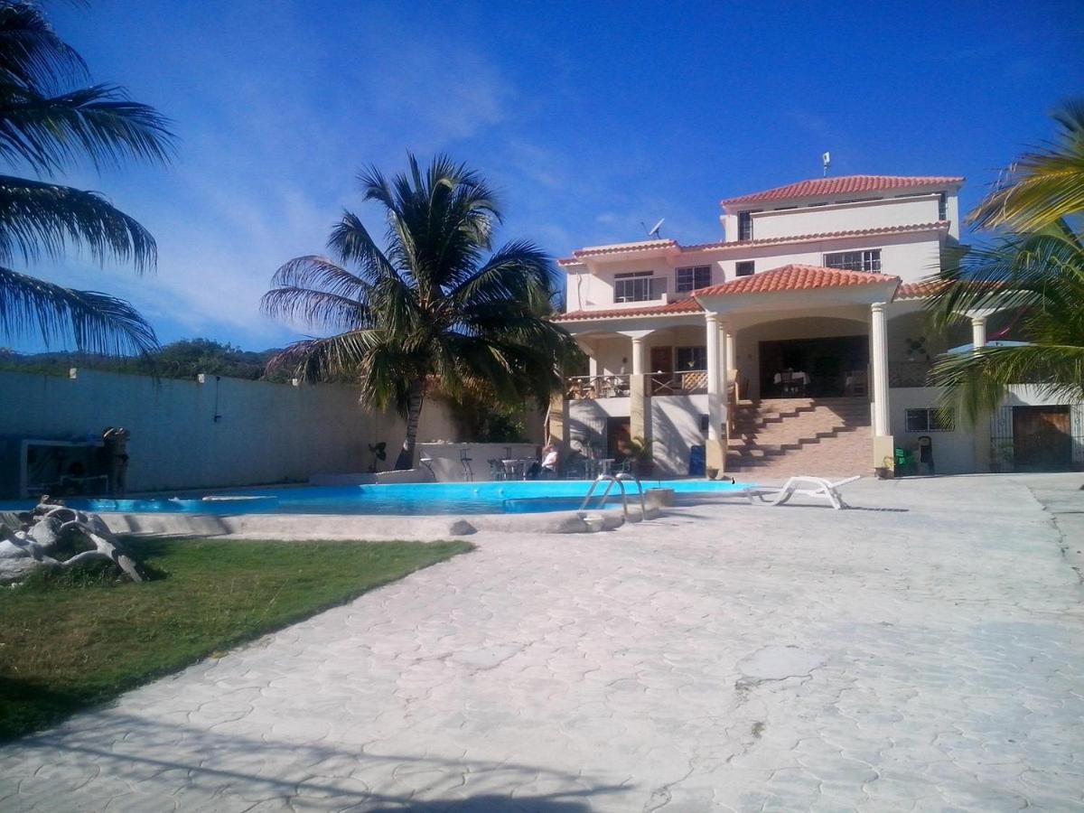Hotel La Saladilla Beach Club Barahona Exteriör bild